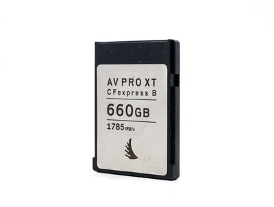 Scheda di memoria CFexpress tipo B MK2 Angelbird AV PRO XT da 660 GB