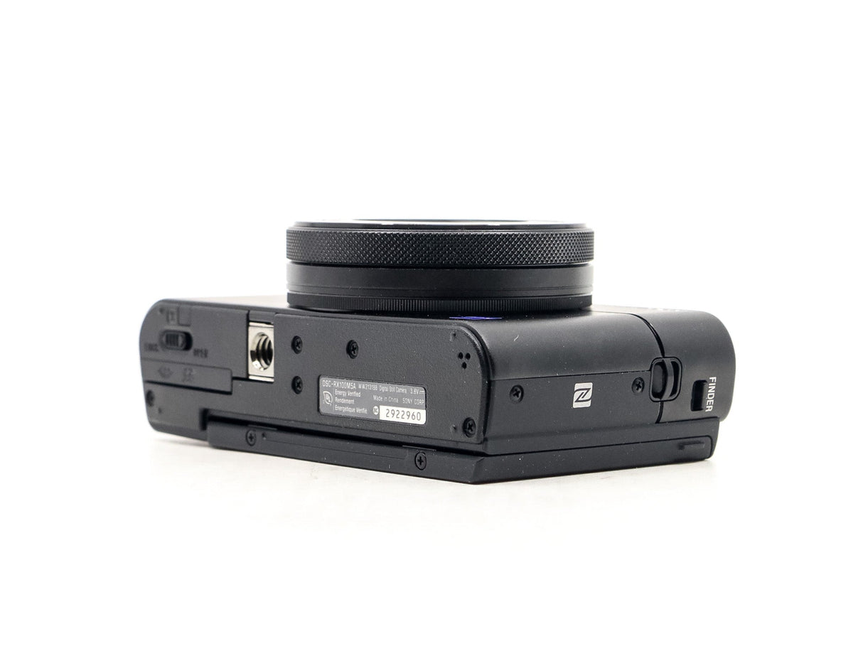 Sony Cyber-shot RX100 Mark V - segunda mano - excelente estado - detalle 2 de 5 - SKU 3787639 - Camera Market