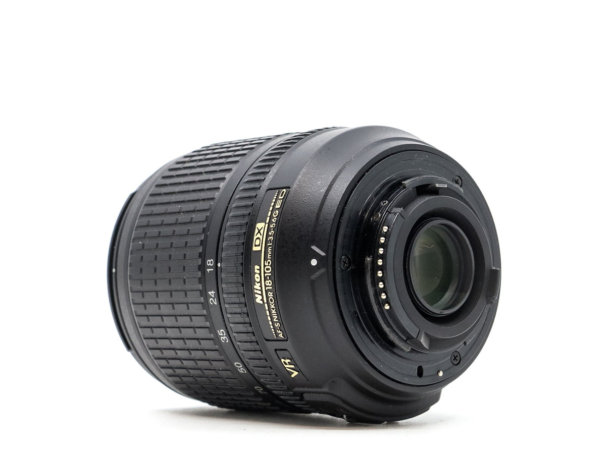 Nikon AF-S DX Nikkor 18-105mm f/3.5-5.6G ED VR - segunda mano - excelente estado - detalle 2 de 6 - SKU 3794231 - Camera Mark