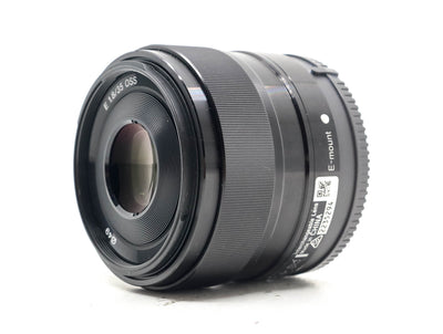 Sony E 35mm f/1,8 OSS