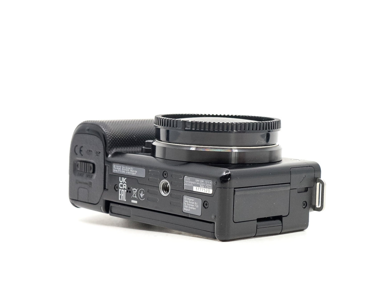 Sony ZV-E10 - segunda mano - excelente estado - detalle 2 de 4 - SKU 3681896 - Camera Market