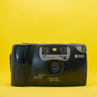 Ricoh FF-9S - Fotocamera con pellicola 35 mm