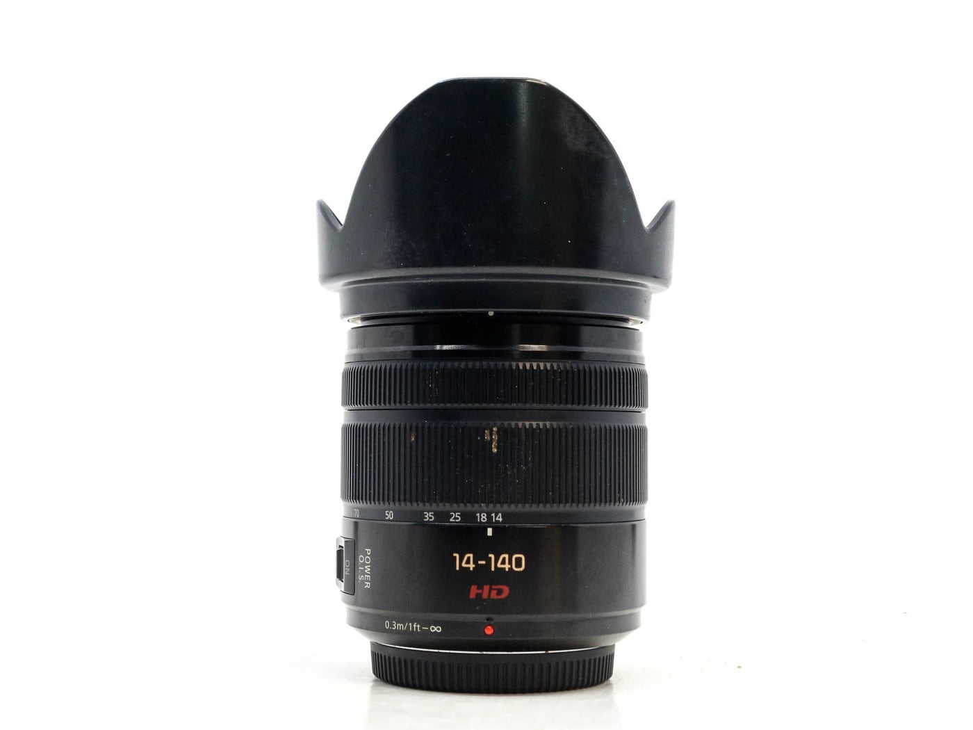 Panasonic Lumix G Vario 14-140mm f/3.5-5.6 ASPH Power O.I.S. (Red HD) · Hauptbild