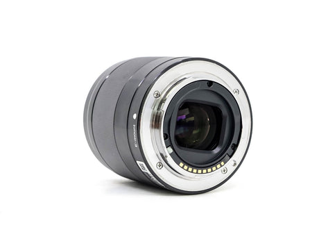 Sony E 50mm f/1.8 OSS