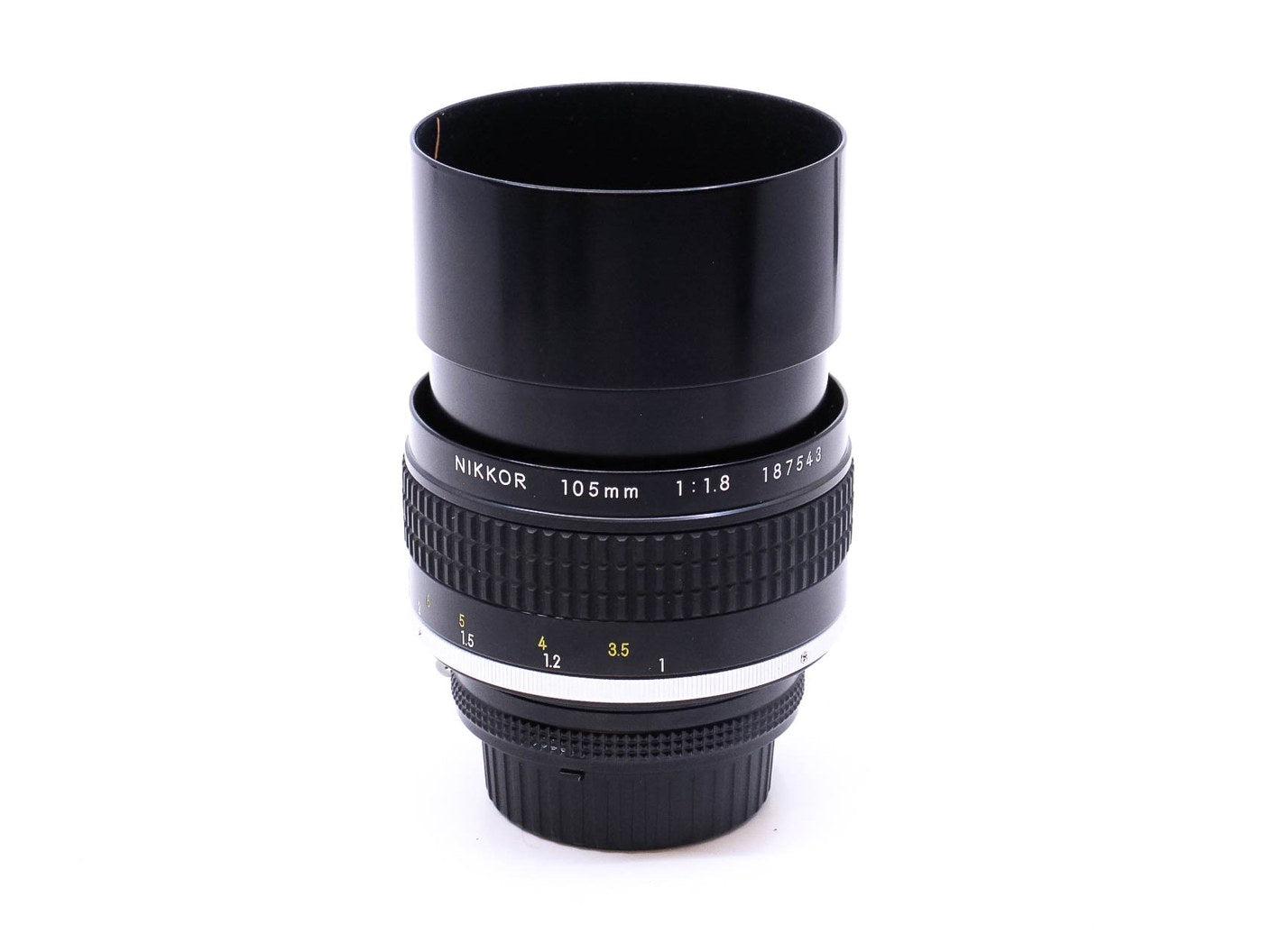 Nikon Ai-S 105mm f/1.8 · image principale