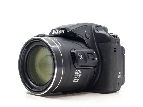 Nikon Coolpix B700