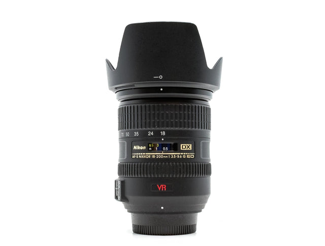 Nikon AF-S DX Nikkor 18-200mm f/3.5-5.6G IF-ED VR - segunda mano - excelente estado - foto principal - SKU 3781354 - Camera M