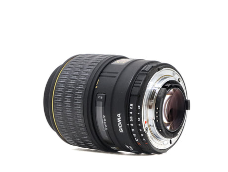Sigma 105mm f/2.8 EX Macro - Nikon Fit 