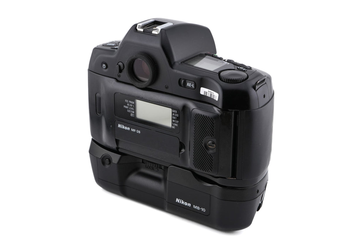 Nikon F90X + MB-10 Battery Pack 