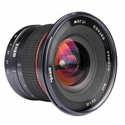 Micro Four Thirds 12mm f/2.8 Objektive · Hauptbild