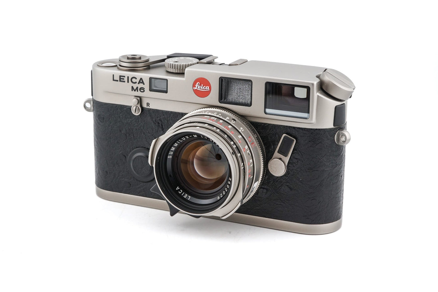 Leica M6 (Titan, 10412) + 35mm f1.4 Summilux-M (Typ II) (Titan, 11860) · Hauptbild