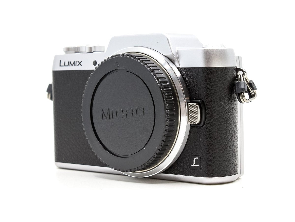 Panasonic Lumix DMC-GF7 · immagine principale