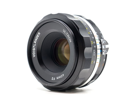Voigtlander Ultron 40mm f/2 SL IIs - Monture Nikon