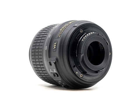 Nikon AF-S DX Nikkor 18-55mm f/3.5-5.6G VR - segunda mano - excelente estado - detalle 3 de 3 - SKU 3785686 - Camera Market