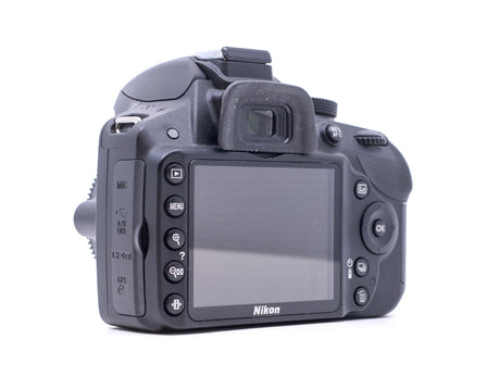 Nikon D3200 - segunda mano - excelente estado - detalle 3 de 4 - SKU 3791968 - Camera Market