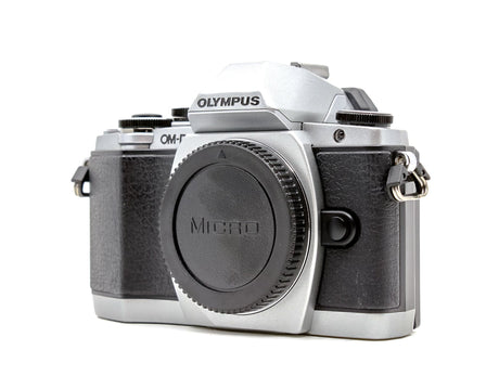 Olympus OM-D E-M10 - segunda mano - excelente estado - foto principal - SKU 3743249 - Camera Market