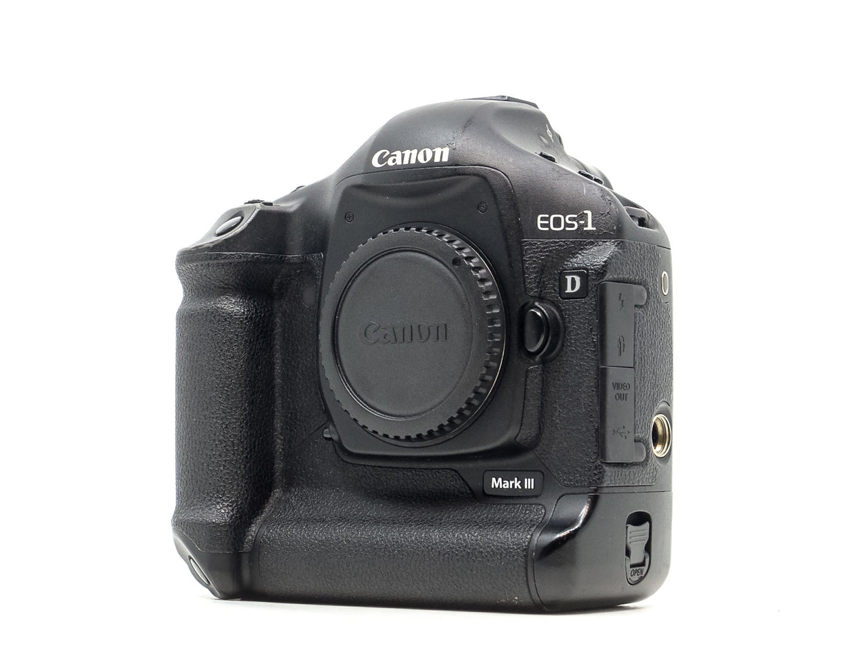 Canon EOS 1D Mark III 