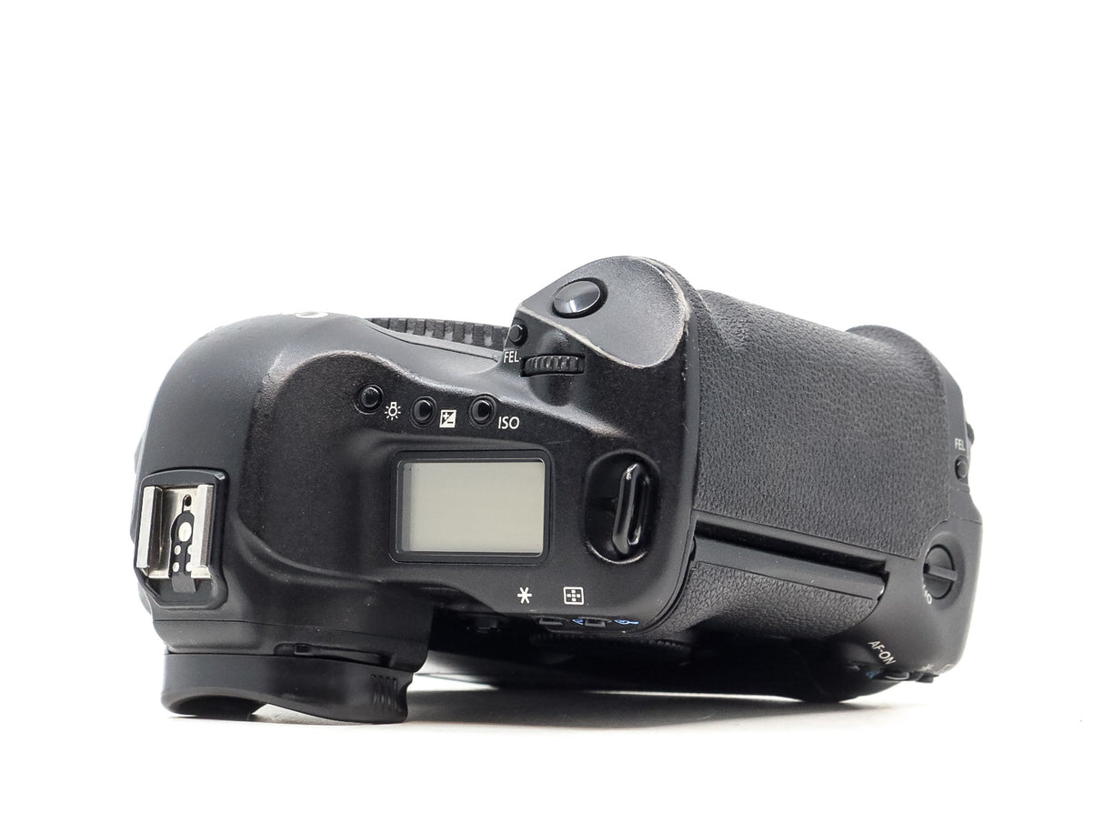 Canon EOS 1D Mark III 