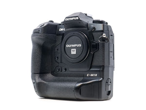 Olympus OM-D E-M1X 