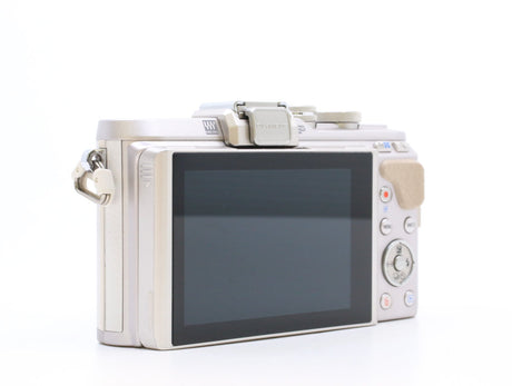 Olympus PEN E-PL8 - segunda mano - excelente estado - detalle 4 de 4 - SKU 3796715 - Camera Market