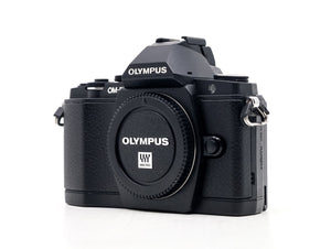 Olympus OM-D E-M5 