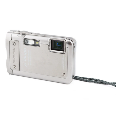 Olympus Mju Tough 8010 – Digitale Vintage-Kamera