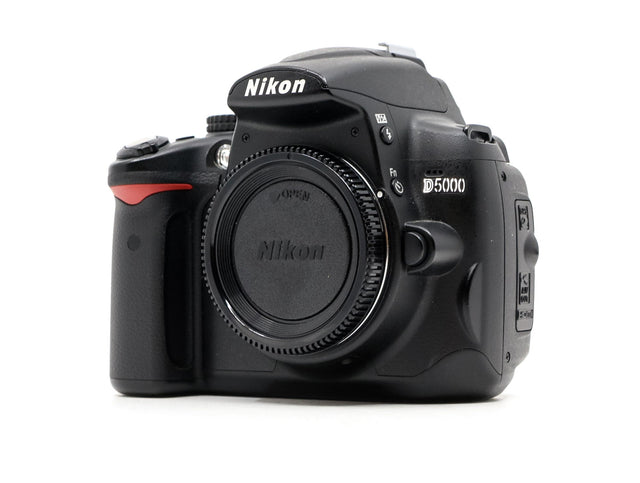 Nikon D5000 - segunda mano - excelente estado - foto principal - SKU 3703635 - Camera Market
