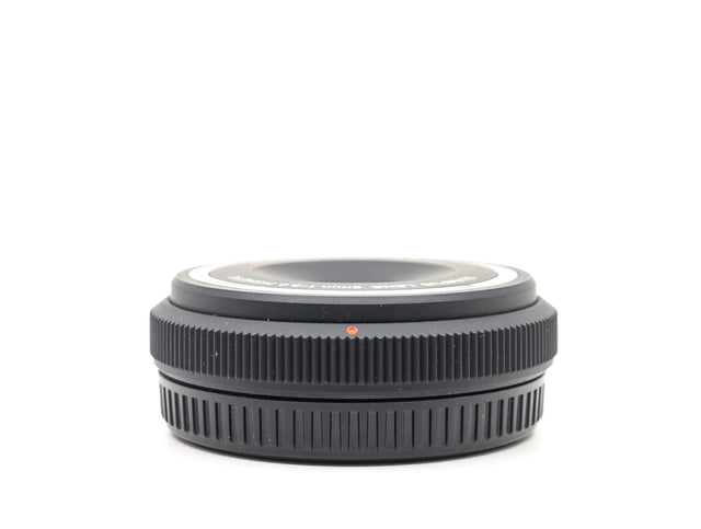 Olympus 9mm f/8 Fisheye Body Cap - segunda mano - excelente estado - foto principal - SKU 3781384 - Camera Market