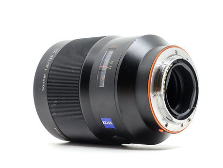 Sony 135mm f/1.8 ZA SONNAR T* - Sony A-Mount