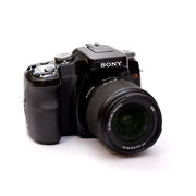 Alpha DSLR-A100 Reflex - Black + Sony DT 18-200mm f/3.5-6.3 f/3.5-6.3 de segunda mano en Camera Market