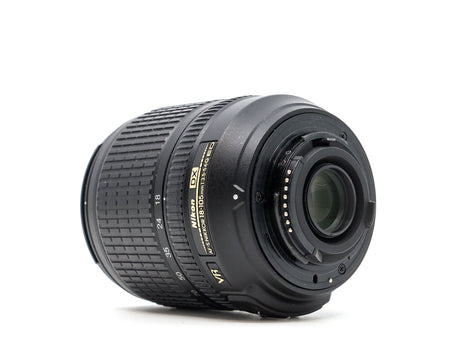 Nikon AF-S DX Nikkor 18-105mm f/3.5-5.6G ED VR - segunda mano - excelente estado - detalle 2 de 6 - SKU 3778708 - Camera Mark