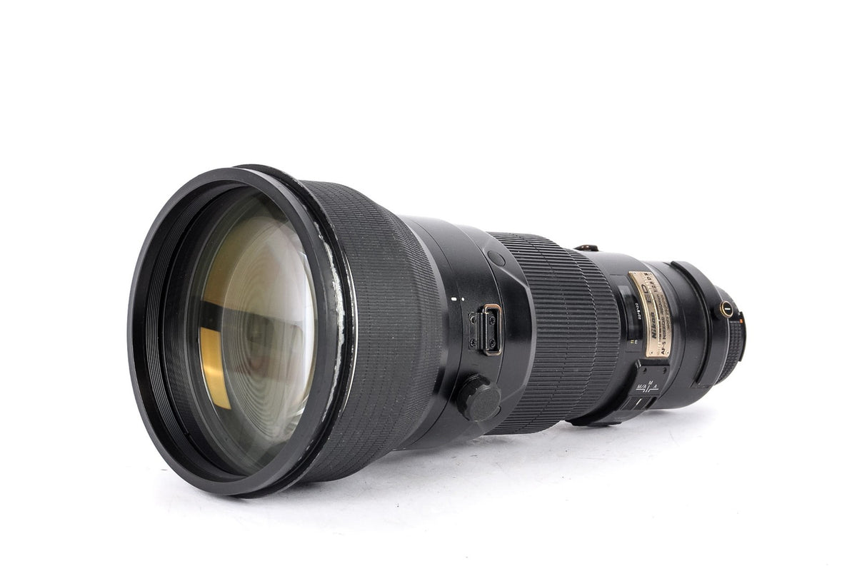 Nikon AF-S Nikkor 400mm f/2.8D IF-ED II · image principale