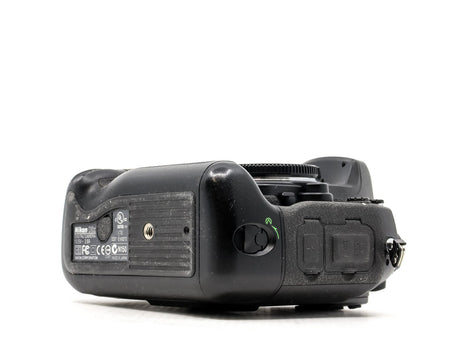 Nikon D2X