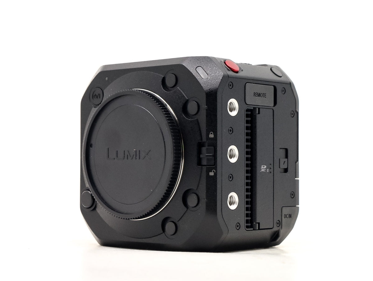 Panasonic Lumix DC-BS1H · image principale