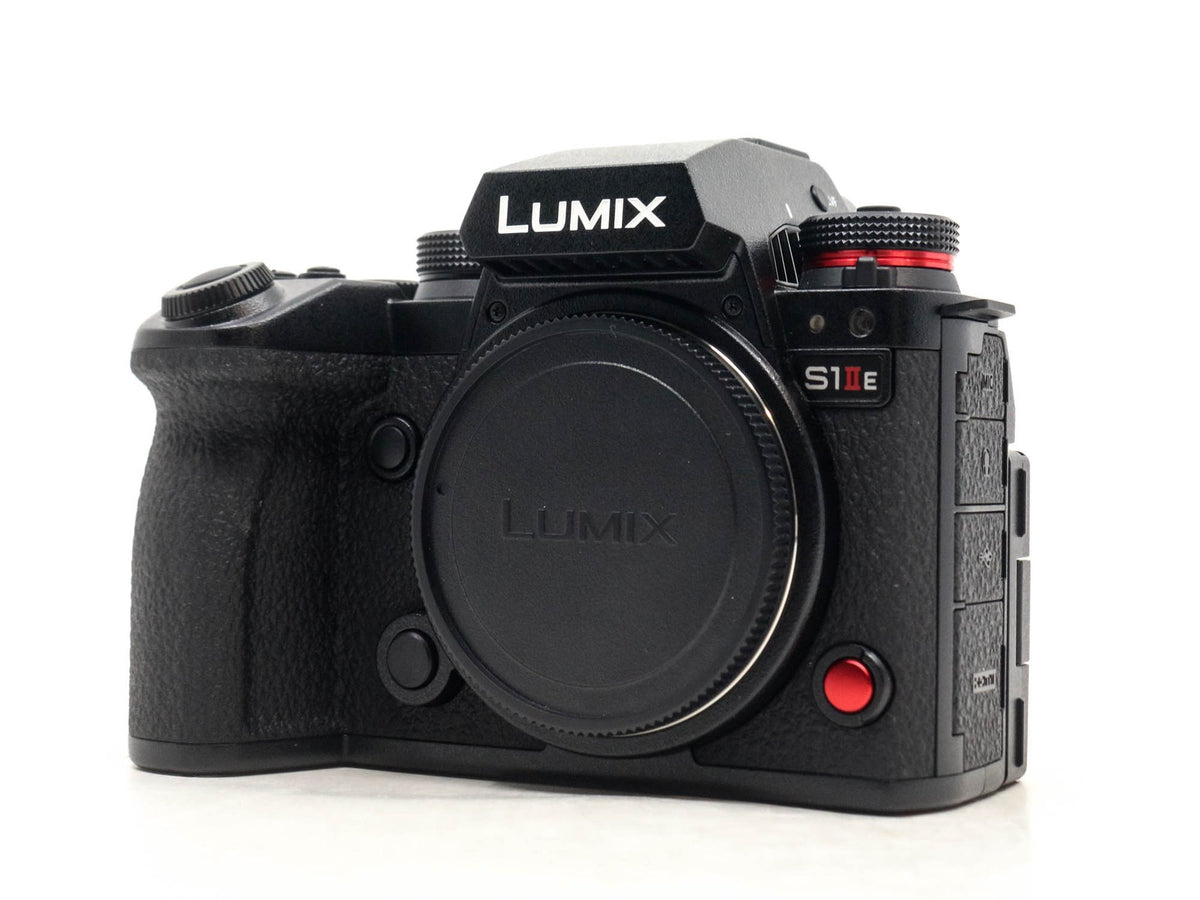 Panasonic Lumix DC-S1 II E · image principale