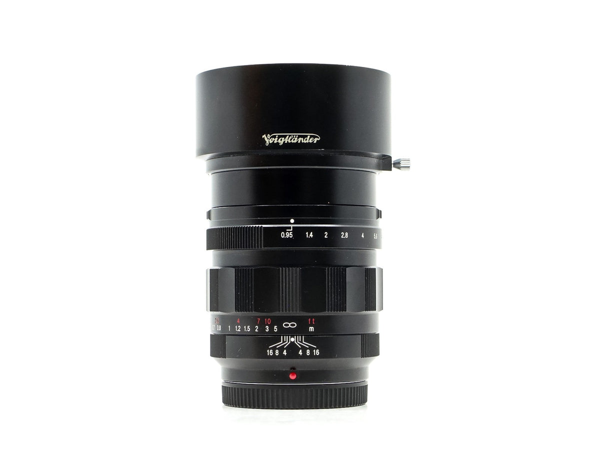Voigtlander Nokton 42.5mm f/0.95 - Micro Four Thirds Fit · Hauptbild