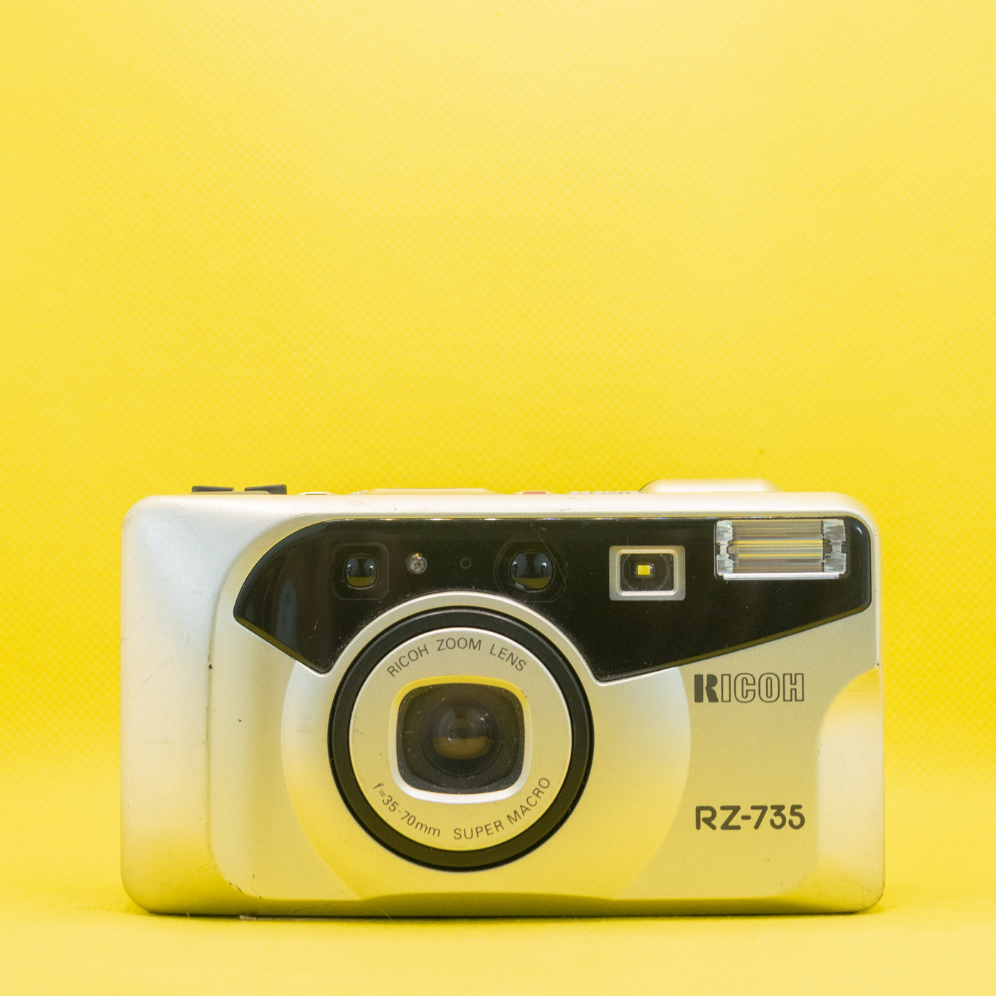 Ricoh RZ-735 - 35mm Compact Film Camera  · main image