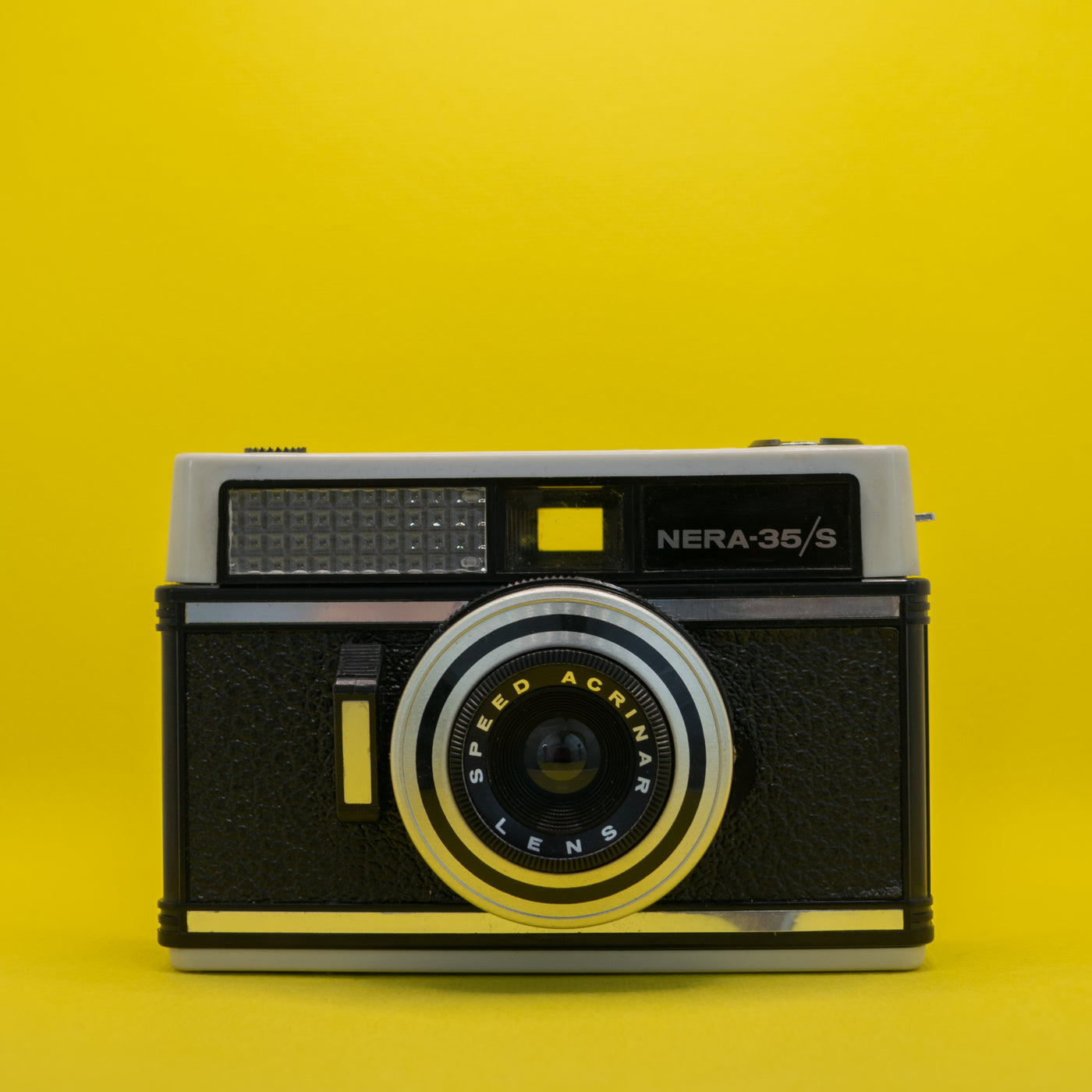 Nera 35S - 35mm Filmkamera · Hauptbild